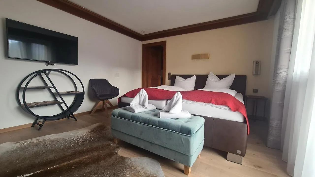 Hotel Tyrolis Zirl 4*,