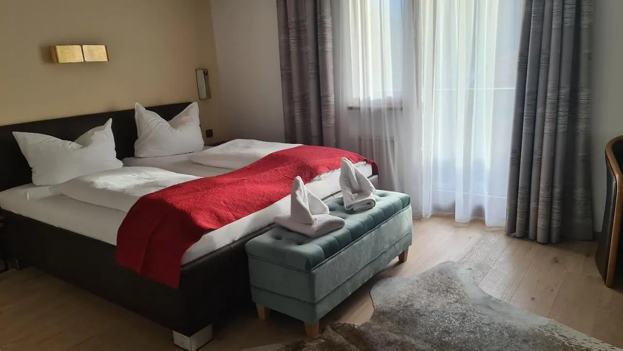 Hotel Tyrolis Zirl 4*,  Österrike